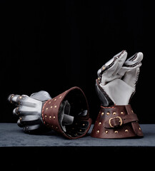 Medieval Knight King Armor Gauntlets Gloves Battle Medieval Crusades Protection