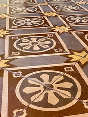 Ornate Vintage Tile Flooring Pattern With Geometric Design