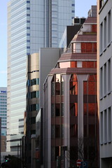 Fototapeta premium 赤いビル