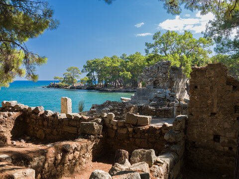 The ancient city of Faselis or Phaselis.  It is an ancient Greek and Roman settlement in Lycia. Ancient cities on the Mediterranean coast of T&uuml;rkiye.  Antalya, Turkey