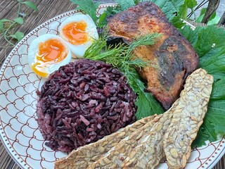 Grilled sesame mixed soy tofu salad with cucumber