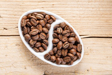 roasted coffee beans, Colombian coffee