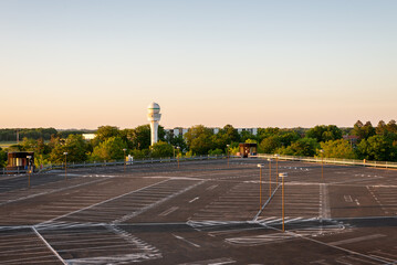 airport park deck