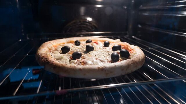 4K Time-Lapse of Pizza Baking Inside Oven: Melting Cheese and Rising Dough with Smooth Panning Shot
