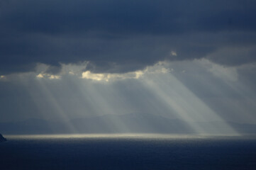 Sunlight shining on the sea Angel's ladder Cress ray  /...