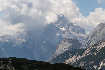 Sentieri nelle dolomiti italiane.
