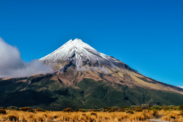 Fotograf&iacute;a del Monte Taranaki en Nueva Zelanda.