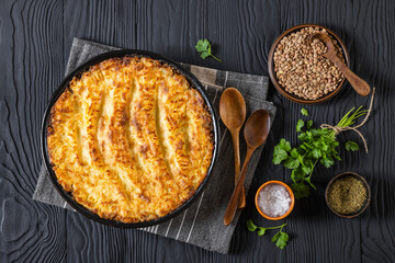 vegan shepherds pie of lentils with mashed potato