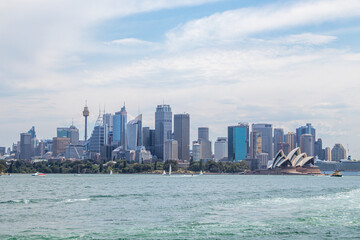 Obraz premium The Sydney Skyline in the Sun