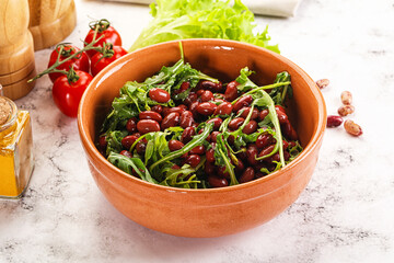 Red canned beans with arugula