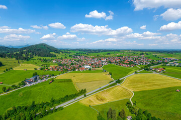 Sommer am nördlichen Forggensee im Ostallgäu nahe Roßhaupten