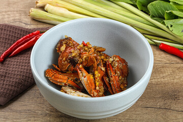 Steamed Spider crab Claws in tamatind sauce