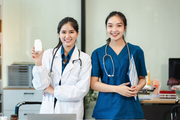 Fototapeta premium Successful medical team , Professional, confident, and supportive collaboration for healthcare wellness.