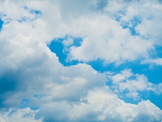 水色の空に広がる雲