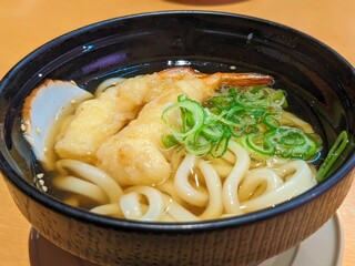 和食　天ぷらうどん