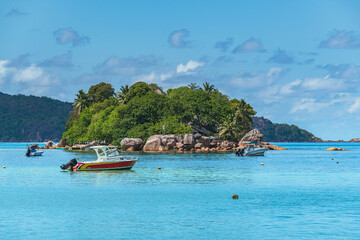 Obraz premium Idyllic Private Island In The Anse Volbert