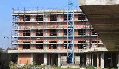 Lavori in corso nel cantiere edile - costruire