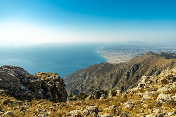 Wanderung auf den höchsten Punkt der griechischen Insel Kos in der Süd Ägäis - dem Mount Dikeos...
