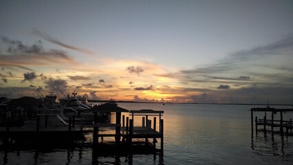 Obraz premium Sunset on Harbor Island