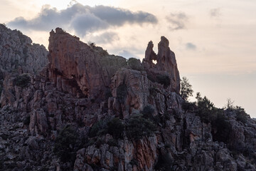 Felsformation mit Herz , Les calanches de Piana , Kosika
