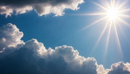 Photo the sun shines through a dramatic row of clouds, golden sunlight, its rays piercing the sky