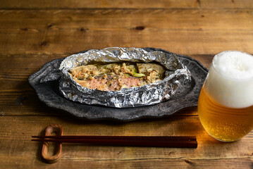 鮭のバター味噌ホイル焼き