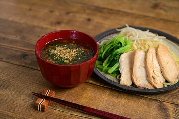 鶏ハムのつけ麺
