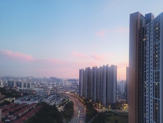 Obraz premium 해질녘 도시