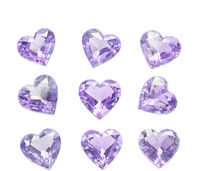 Fototapeta premium heart shaped of purple crystal diamond gems