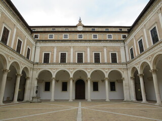Cortile, Palazzo Ducale, Urbino, Marche, Italia