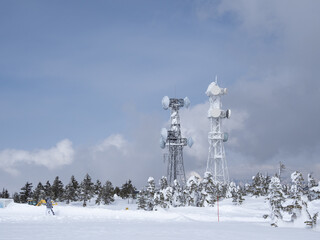 横手山山頂の電波塔