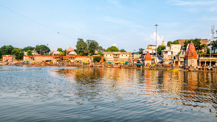 Ram Ghat Ujjain is located on the bank of the river Shipra. The evening Kshipra aarti is one of the best attractions at Ram Ghat