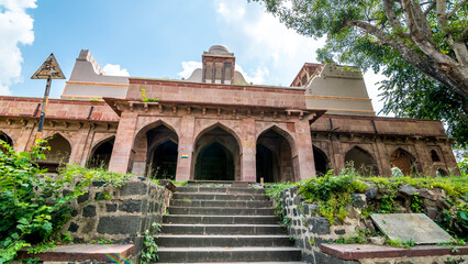 Fototapeta premium Kaliadeh Sun temple and Kaliadeh Palace is a palace located on the banks of Shipra in Ujjain, Madhya Pradesh. It is one of the most famous historical landmarks of Ujjain.