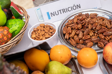 Nutrición saludable en base a frutos secos y frutas - Healthy nutrition based on nuts and fruits