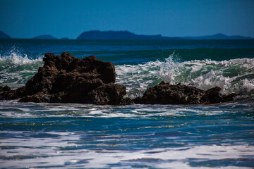 the moment of Splashing Waves