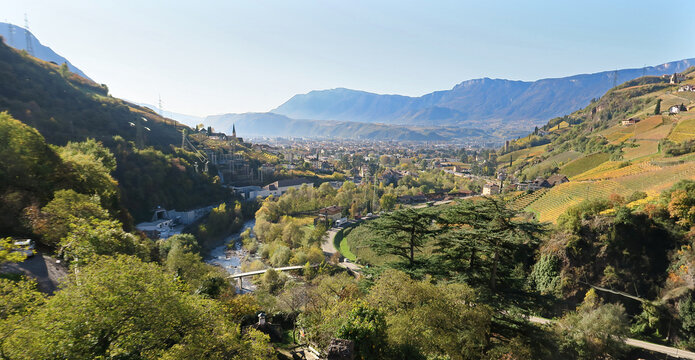 Bozen/Bolzano von/de Schloss Runkelstein/castello Runkelstein