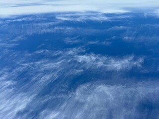 Obraz premium Sky delicate clouds are wispy with silky sheen.