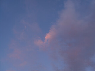 Fototapeta premium colorful and dramatic summer sunset clouds