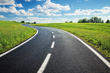 Fototapeta premium Winding road with clear direction, symbolizing a well-planned strategy