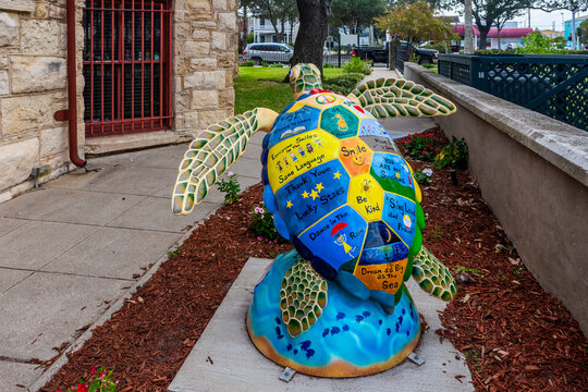 Turtles About Town near Moody Mansion by Sharon Stephens and Alex Camacho in Galveston, Texas