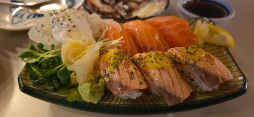 Eat a variety of sushi
