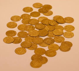 coins, monument, round, mint, metal, gold, means of payment, old