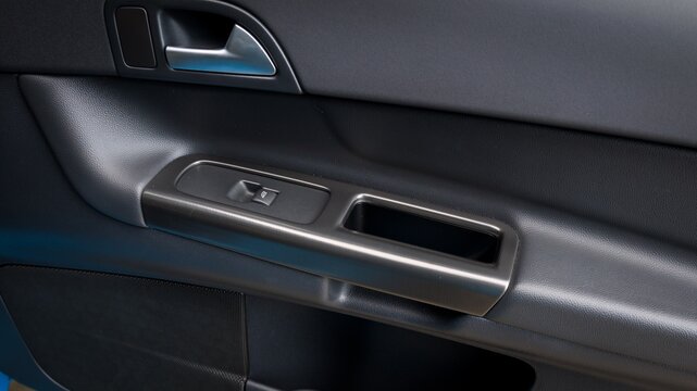 Passenger door panel