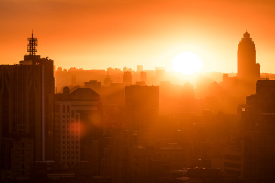 Sun and a heat wave in the city Taipei, Taiwan