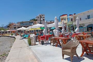Grèce, la Crète, restaurant, ville de Matala 