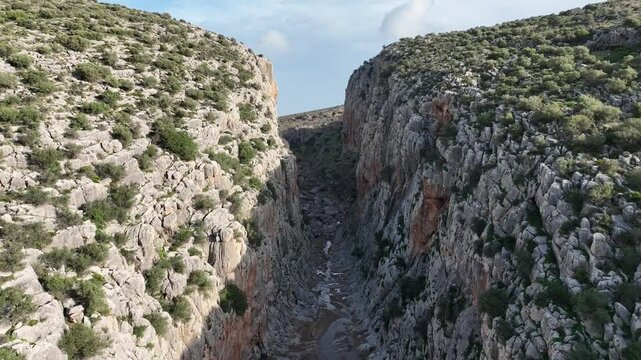 vistas del tajo del molino en el municipio de Teba, Espa&ntilde;a