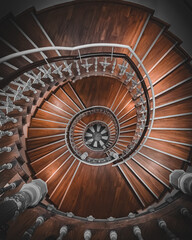 Spiralna klatka schodowa © Maciej