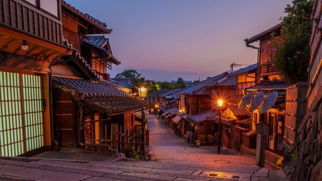 4k timelapse of Ninenzaka in Higashiyama District and Yasaka Pagoda  (Hokanji temple),famous landmark and tourist attraction in Higashiyama ward, Kyoto city, Japan.