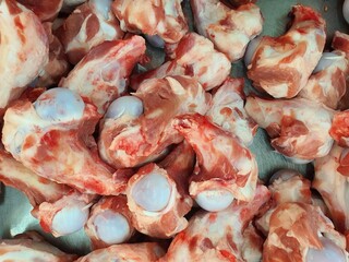 Fresh food, only pork bones with meat, for use in cooking.
