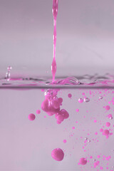 farbe tropfen wasser pink